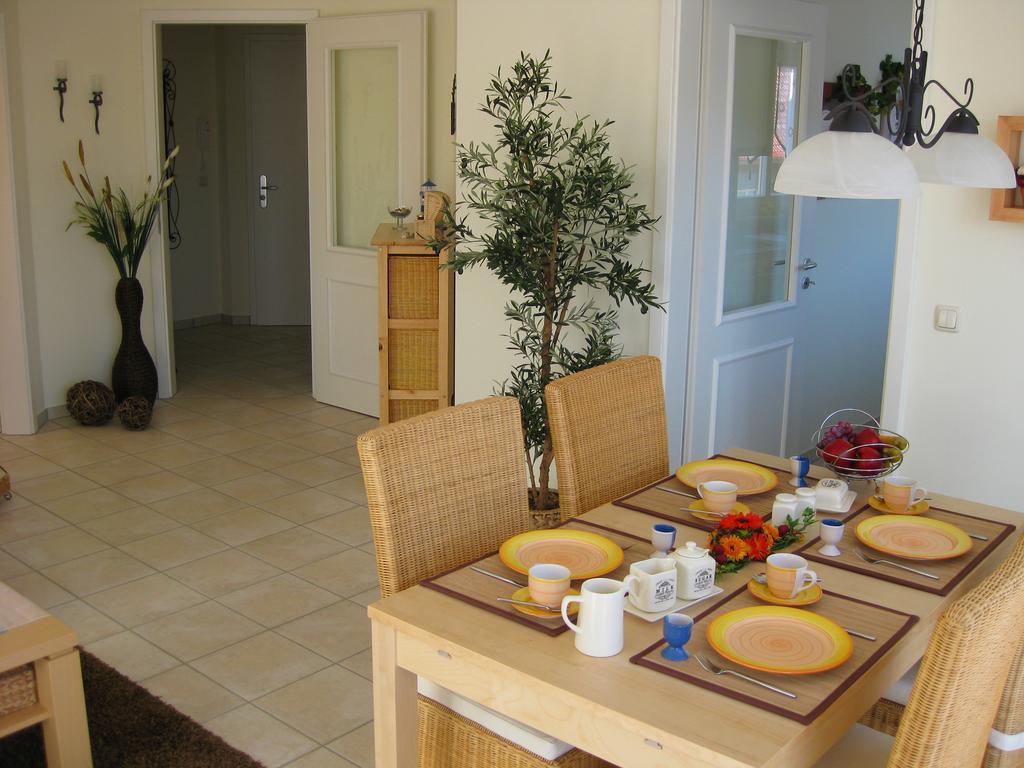 Uns Strandhus Kuehlungsborn Luaran gambar